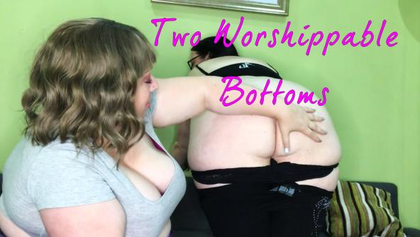 2 Worshippable Bottoms