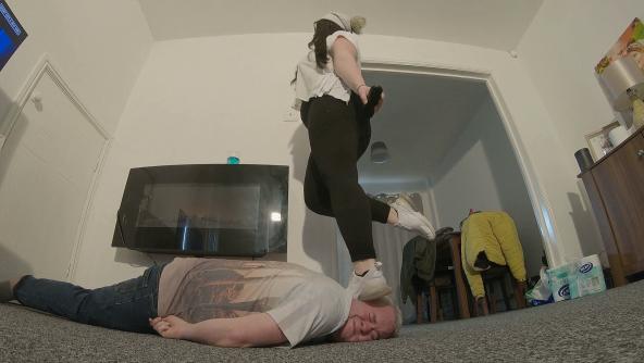 Trampling The Slave In Sneakers FLOOR CAM